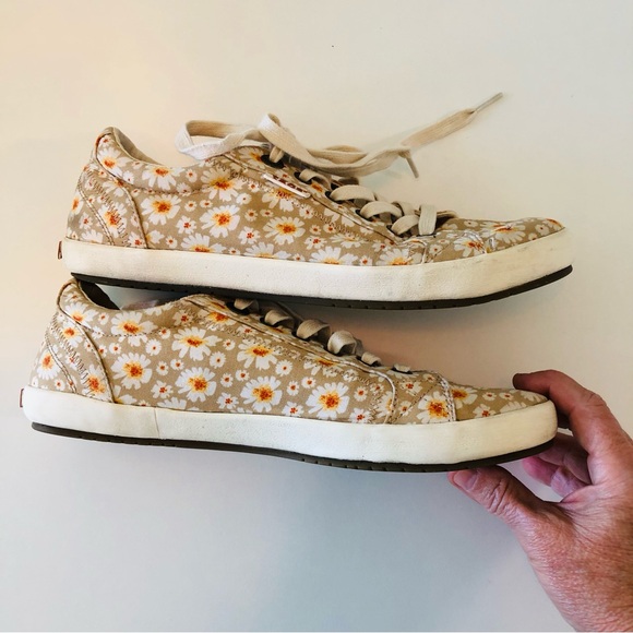 Taos Star Daisy Floral Print Canvas Low Top Sneakers Women’s 9.5 Tan Lace up - Picture 7 of 12